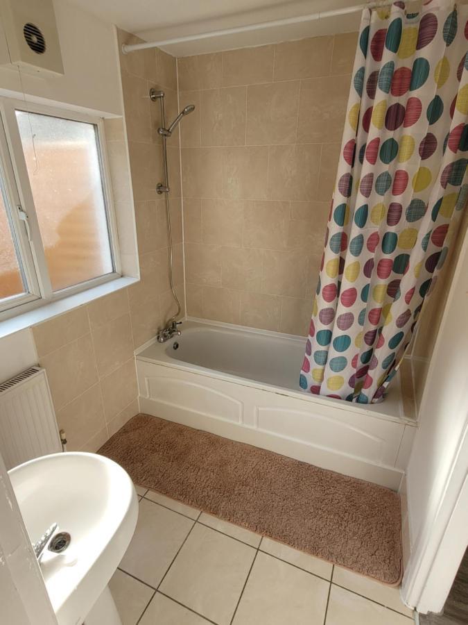 Spacious 2 Bedroom House In Central London With Garden מראה חיצוני תמונה